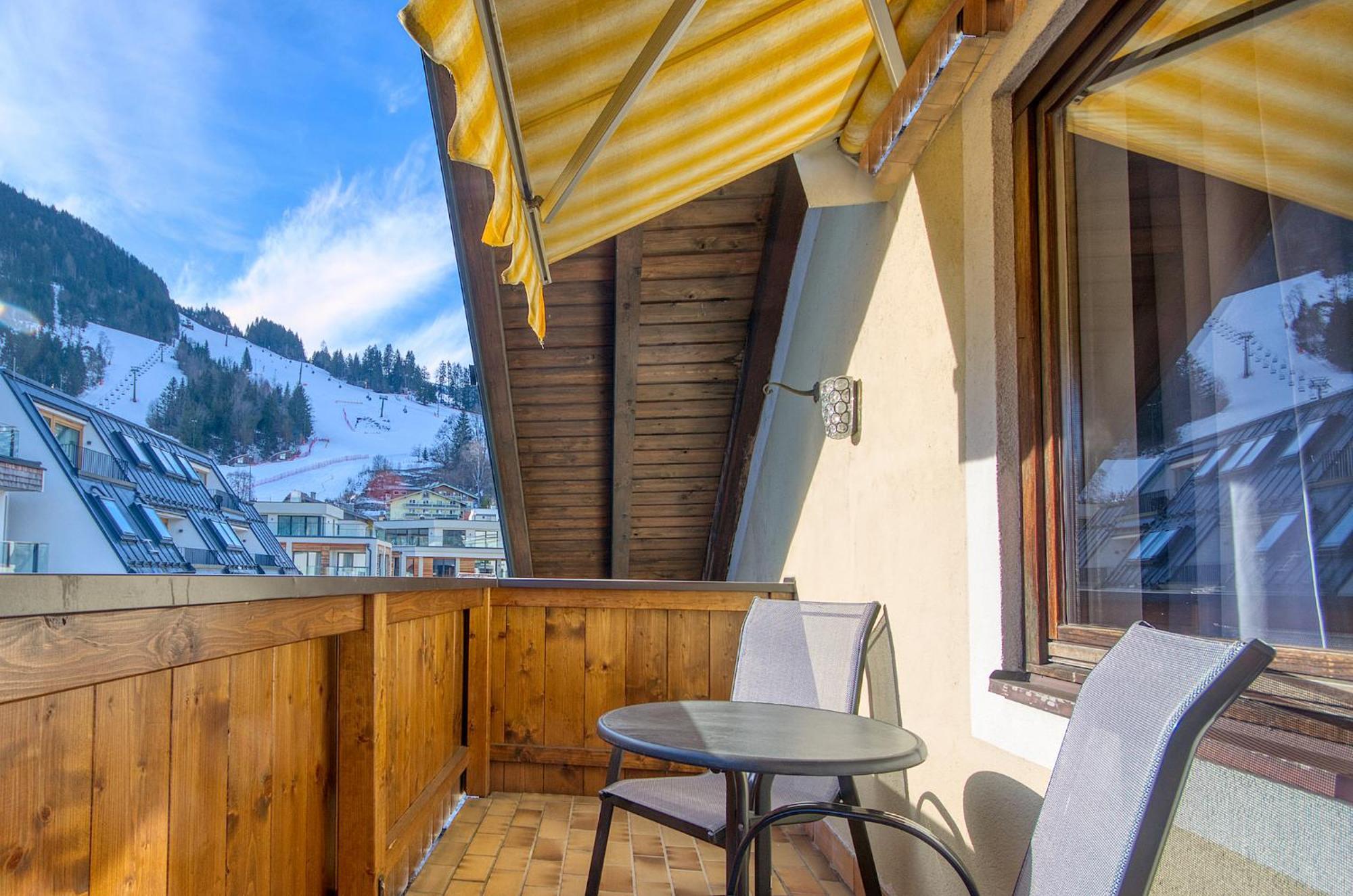 Melanie - By Alpen Apartment Zell am See